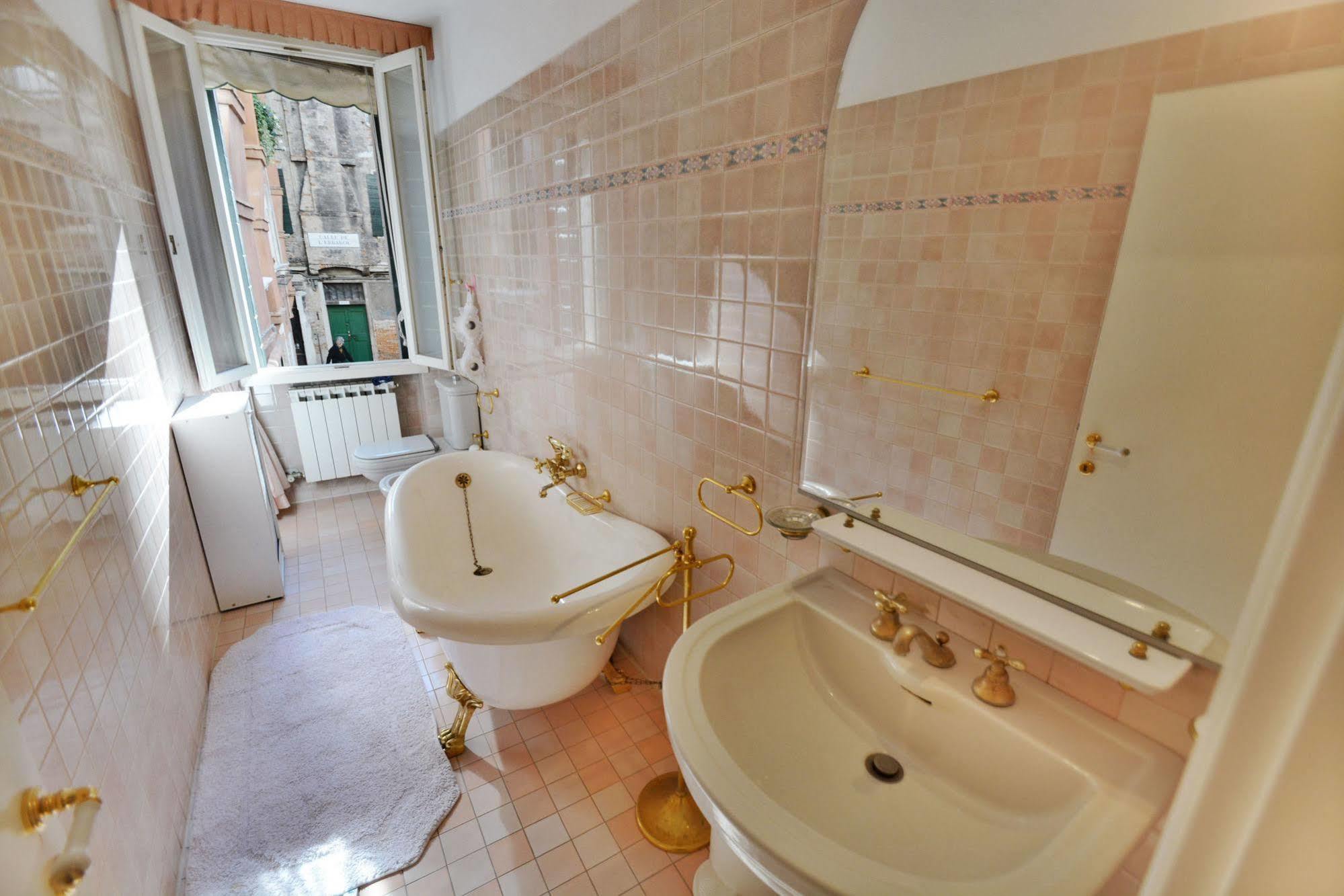 Ve.n.i.ce. Cera Casa Del Sol * Venecia
