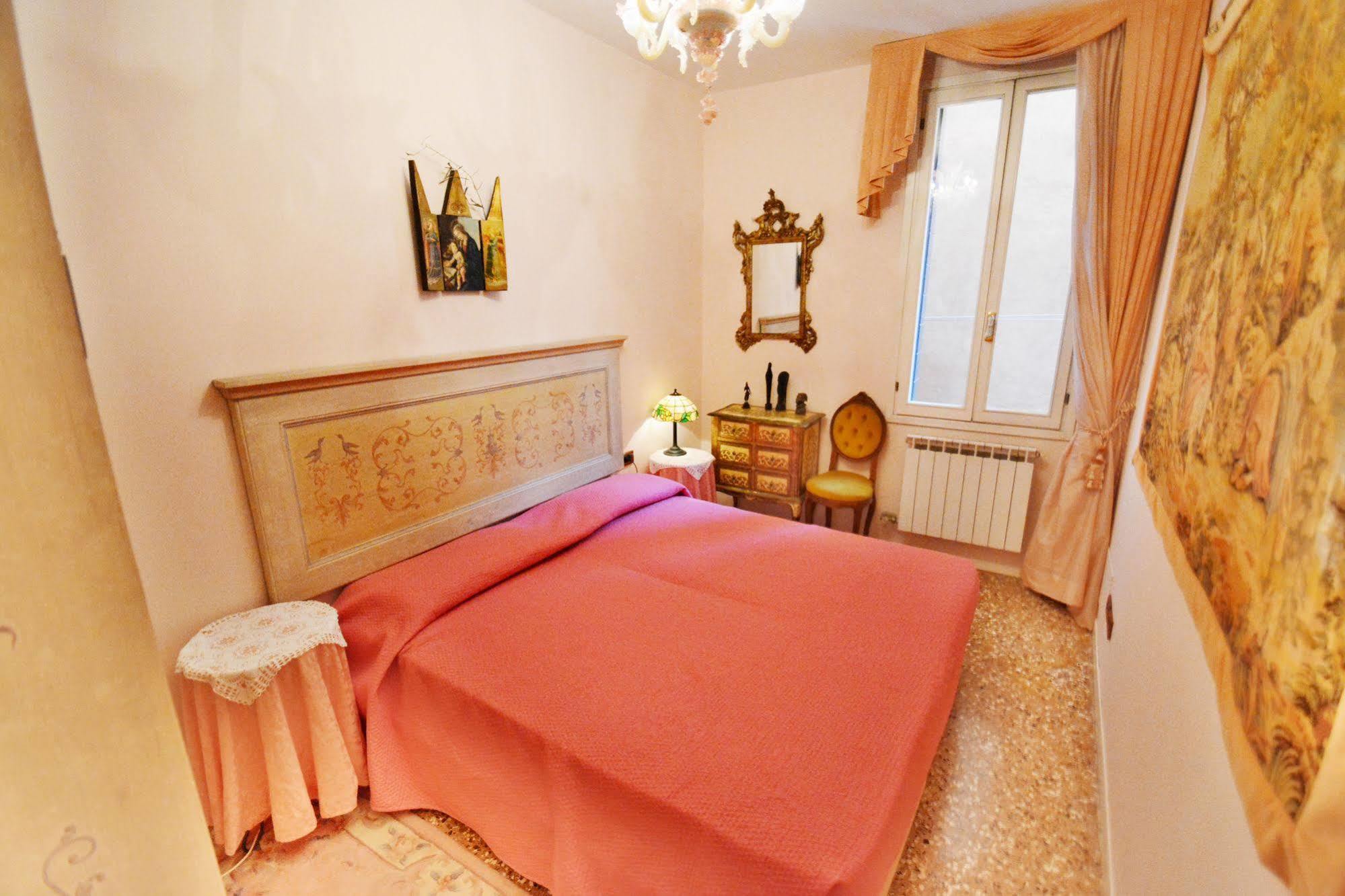 Apartament Ve.n.i.ce. Cera Casa Del Sol *